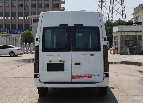 福特V348長(zhǎng)軸高頂監(jiān)護(hù)型傷殘運(yùn)送車(chē)